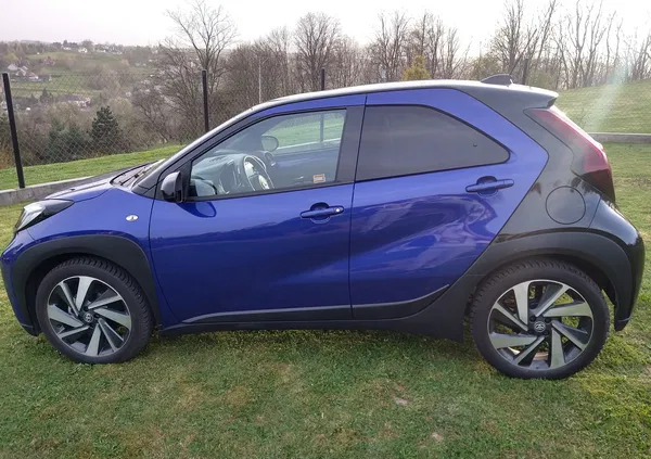 wieliczka Toyota Aygo X cena 74900 przebieg: 3100, rok produkcji 2022 z Wieliczka
